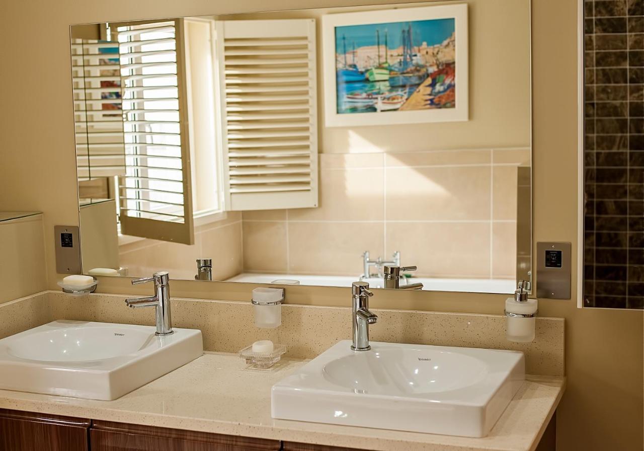 Sea Breeze Lodge B&B Голвей Екстер'єр фото